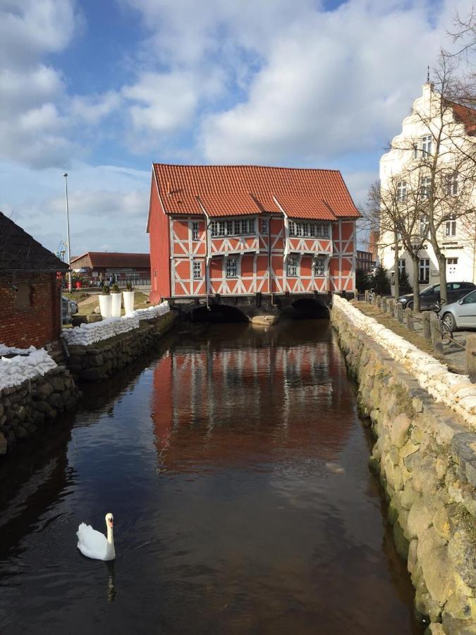 Emilias Hues, Reethaus In Der Bucht Von Wismar Zierow Exterior photo
