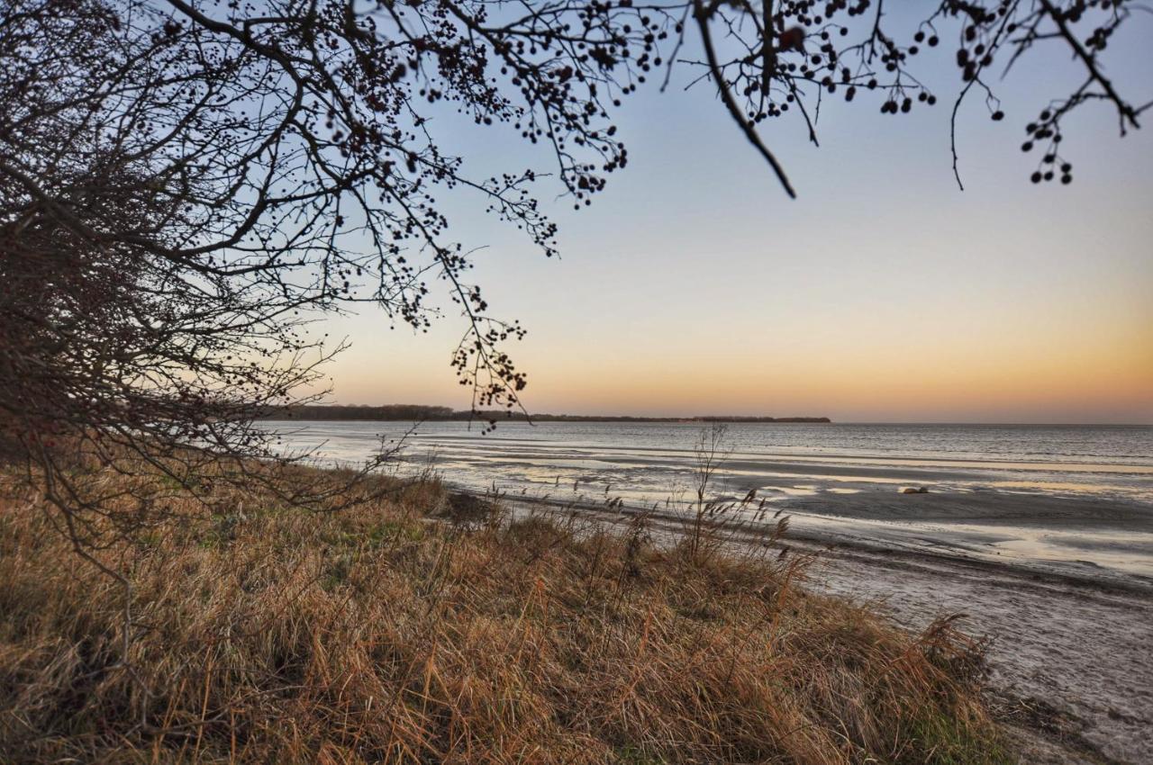Emilias Hues, Reethaus In Der Bucht Von Wismar Zierow Exterior photo